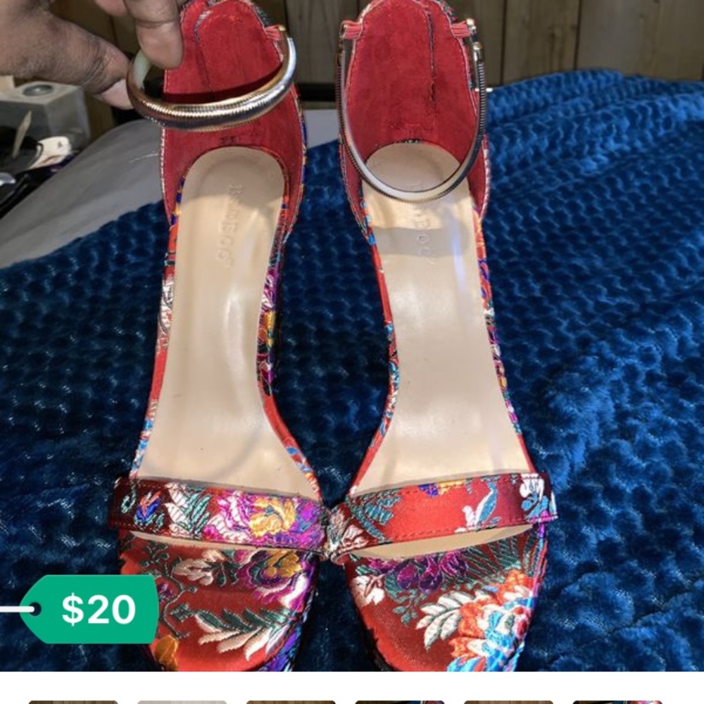 Heels - Picture 3 of 6